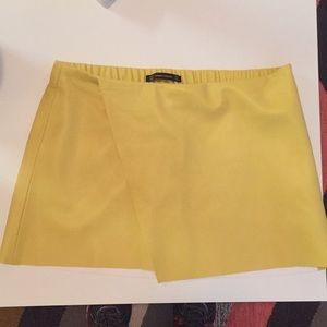 Zara faux leather skirts size medium